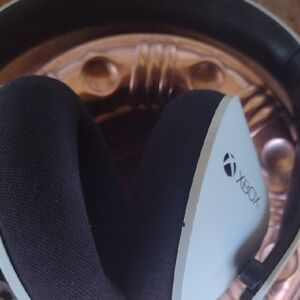 Xbox Black and White Gaming Headset